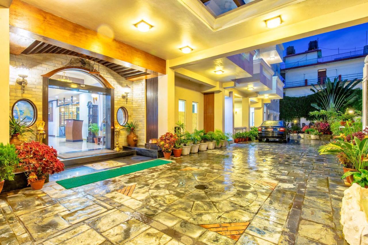 Da Yatra Courtyard Hotel Pokhara Exterior foto