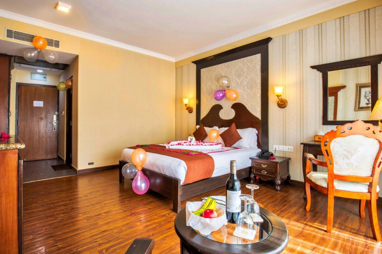 Da Yatra Courtyard Hotel Pokhara Exterior foto